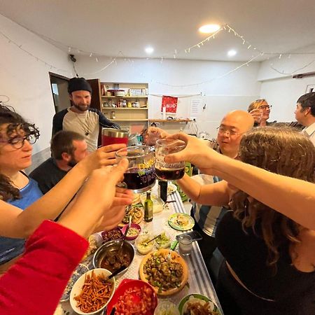 Hostel Comunidad Ushuaia Ngoại thất bức ảnh