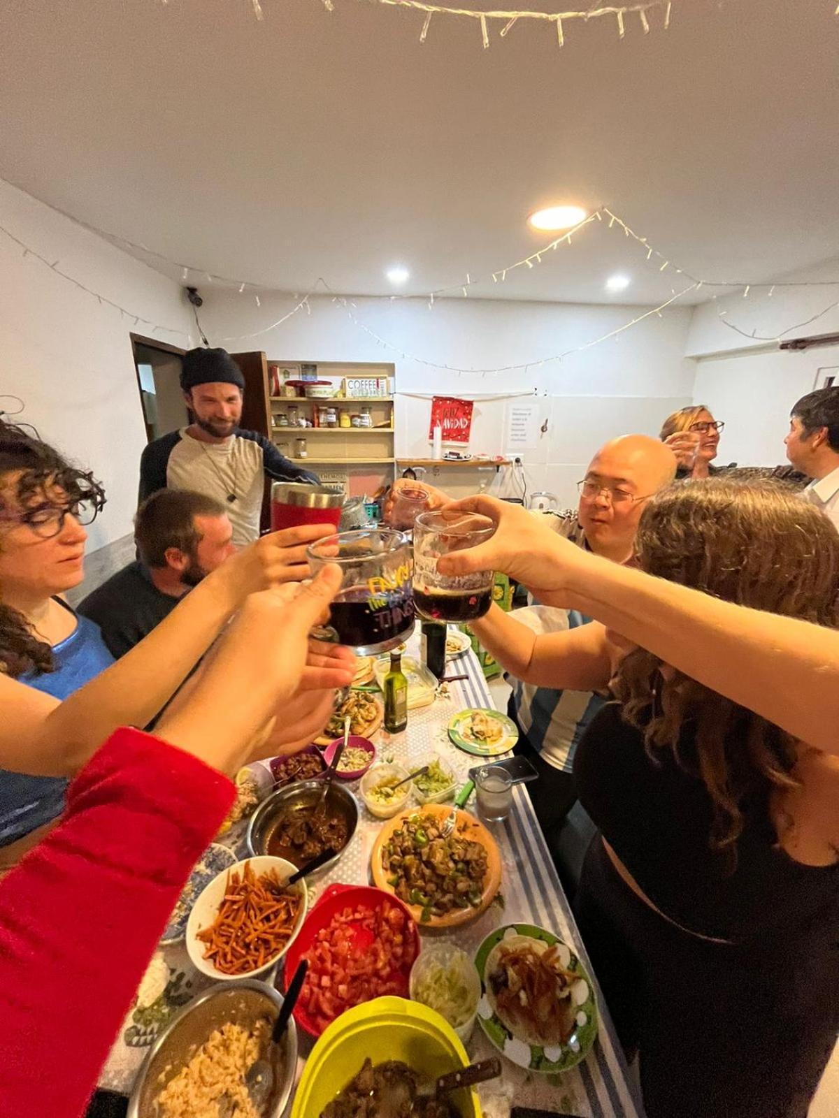Hostel Comunidad Ushuaia Ngoại thất bức ảnh